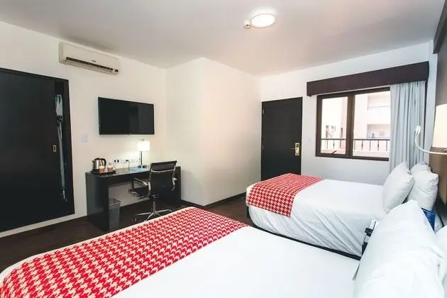 Oda, 2 Çift Kişilik Yatak, Sigara İçilmez