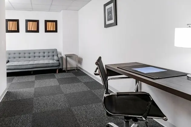 Junior Süit, 1 En Büyük (King) Boy Yatak, Sigara İçilmez
