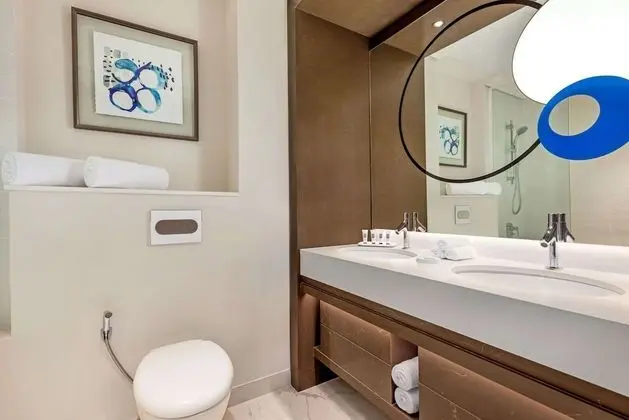 Deluxe King Room Sea View