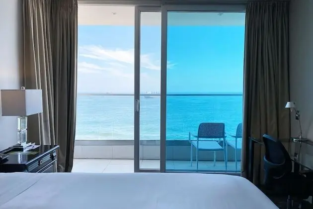 Deluxe Oda, 1 Çift Kişilik Yatak, Sigara İçilmez (Oceanfront View)