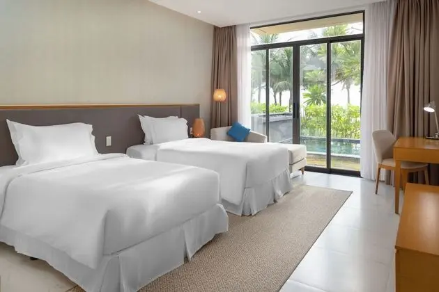 Villa, 4 Yatak Odası, Denize Sıfır