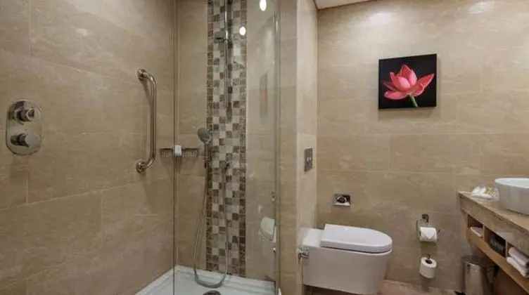 Standart Oda, Şehir Manzaralı