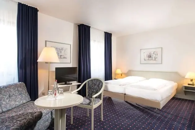 Standard Tek Büyük Yataklı Oda