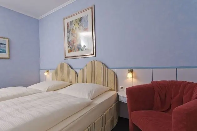 Standard Tek Büyük Yataklı Oda