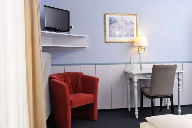 Standard Tek Büyük Yataklı Oda