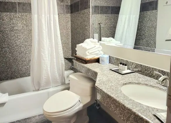 Oda, 2 Çift Kişilik Yatak