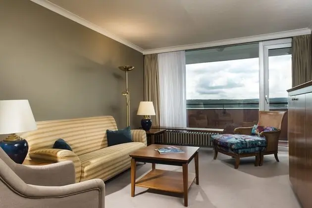 Junior Tek Büyük Yataklı Oda