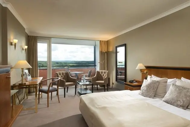 Junior Tek Büyük Yataklı Oda