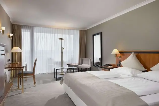 Junior Tek Büyük Yataklı Oda