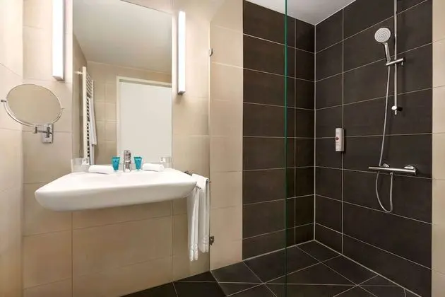 Standard Oda, 2 Tek Kişilik Yatak, Engellilere Uygun, Sigara İçilmez