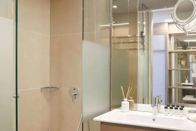 Deluxe Family Suite
