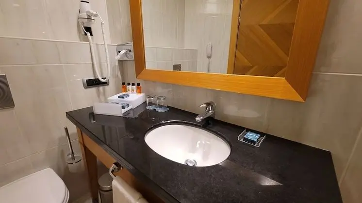 Standard Oda, 2 Tek Kişilik Yatak, Sigara İçilebilir, Deniz Manzaralı