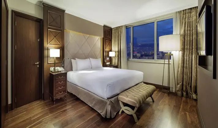 Exclusive Suite