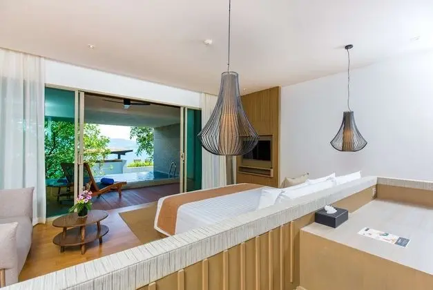 Pool Suite