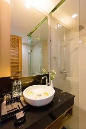 Pool Suite