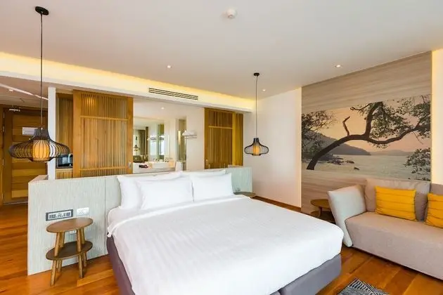 Pool Suite Ocean View