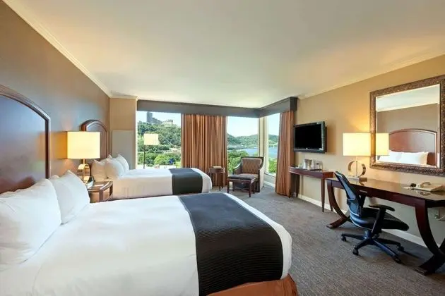 Süit, 2 Çift Kişilik Yatak, Sigara İçilmez (One-Bedroom Suite)