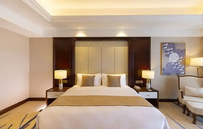 Deluxe Oda, 1 En Büyük (King) Boy Yatak, Göl Manzaralı