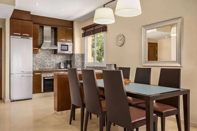 Süit, 2 Yatak Odası, Sıcak Su Havuzu (Full Kitchen)