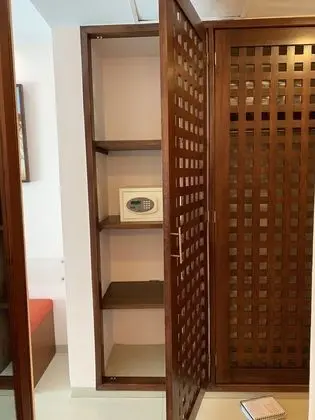 Standard Oda, 1 En Büyük (King) Boy Yatak (Abolengo)