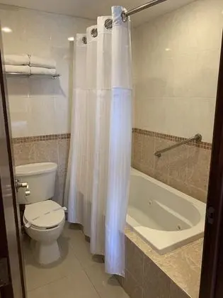 Standard Oda, 1 En Büyük (King) Boy Yatak (Abolengo)