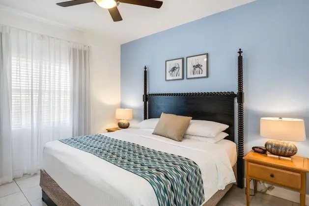 Beachfront 1 Bedroom Condo