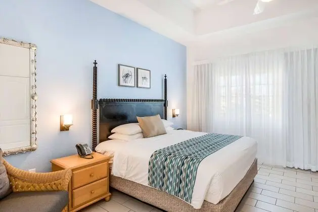 Beachfront 2 Bedroom Condo