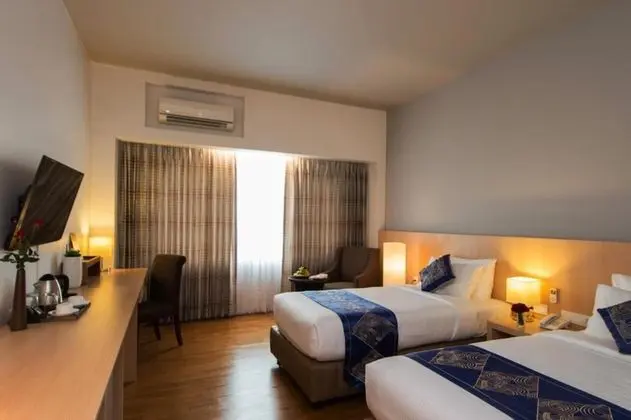 Deluxe Tek Büyük veya İki Ayrı Yataklı Oda