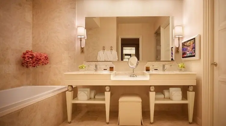 Grand Oda, Şehir Manzaralı