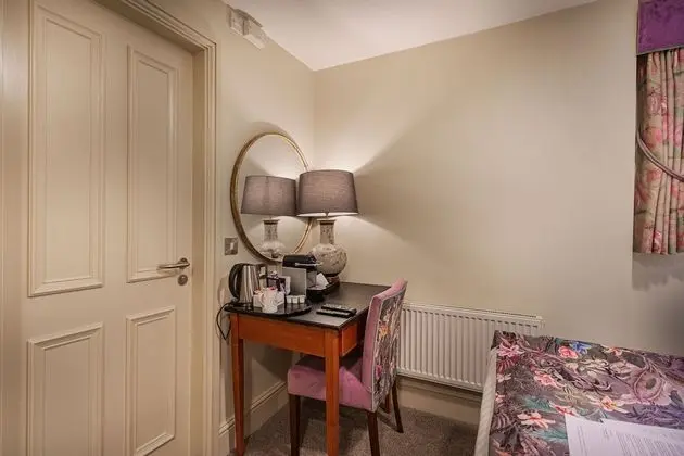 Classic Single Room