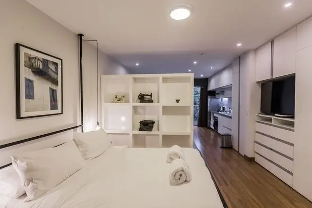 Çatı Katı (Loft), 1 Büyük (Queen) Boy Yatak, Teras (apt. #201)