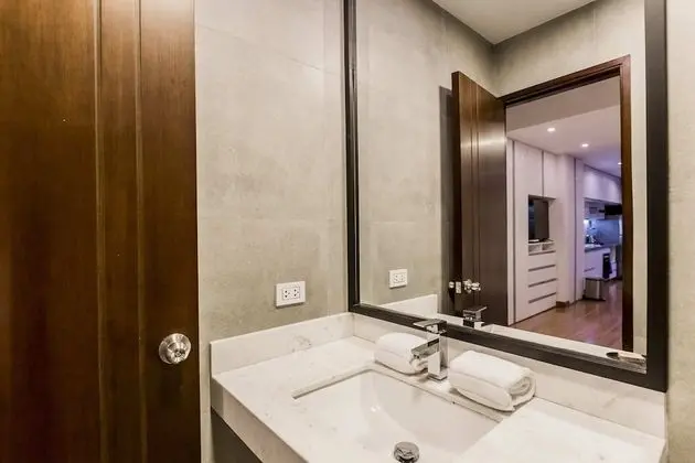 Çatı Katı (Loft), 1 Büyük (Queen) Boy Yatak, Teras (apt. #201)