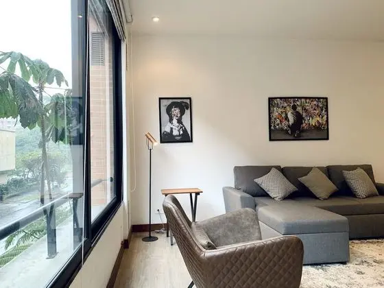 Çatı Katı (Loft), 1 Büyük (Queen) Boy Yatak ve Çekyat (Apt. #206)