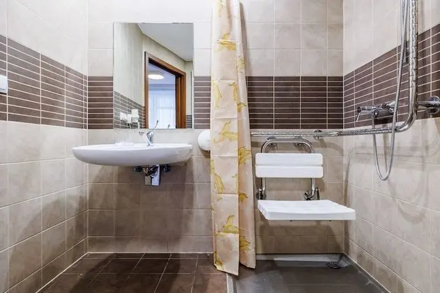 Classic Üç Kişilik Oda