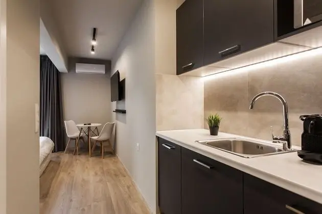 City Tek Büyük Yataklı Oda