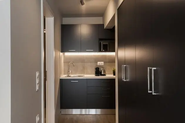 City Tek Büyük Yataklı Oda