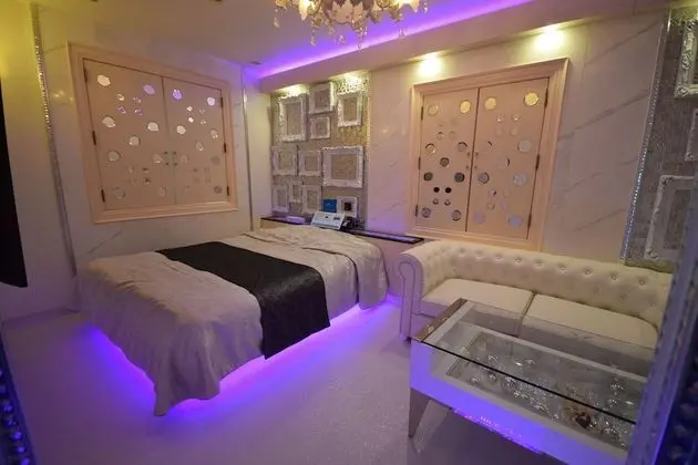 Çatı Katı Süiti (Penthouse) (OutdoorBath Checkin 8PM Checkout 12PM)