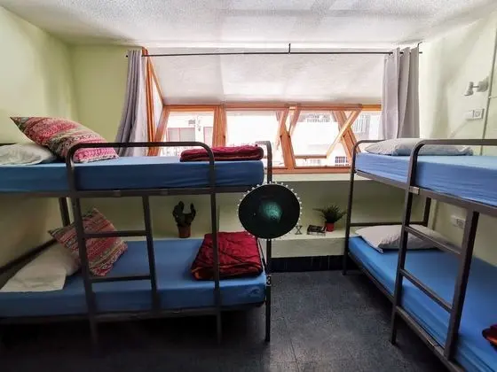 Ortak Ranzalı Oda, Karma Ranzalı Oda (One bed in 6 people bedroom)