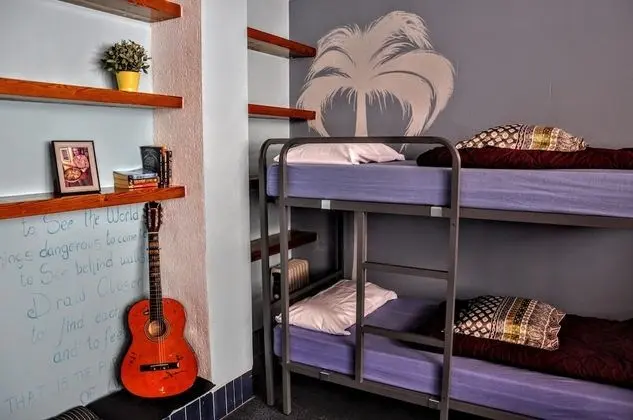 Ortak Ranzalı Oda, Sadece kadınlar için (One bed in 8 people bedroom)