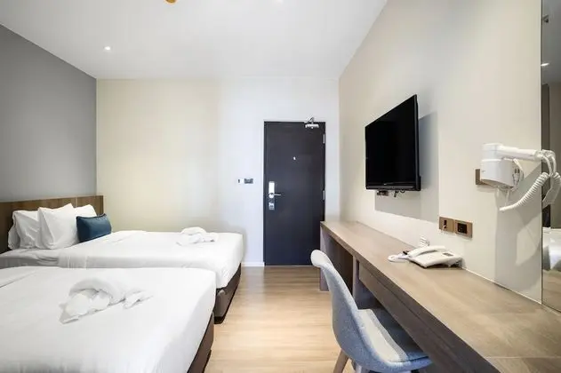 Standard Twin Room
