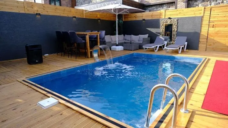 Bungalow, Avlu Manzaralı, 1. Kat