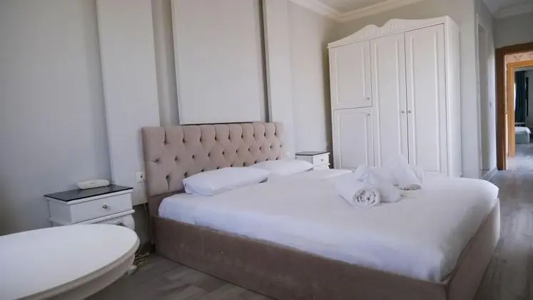 Standart Oda, Dağ veya Havuz Manzaralı, Balkonsuz
