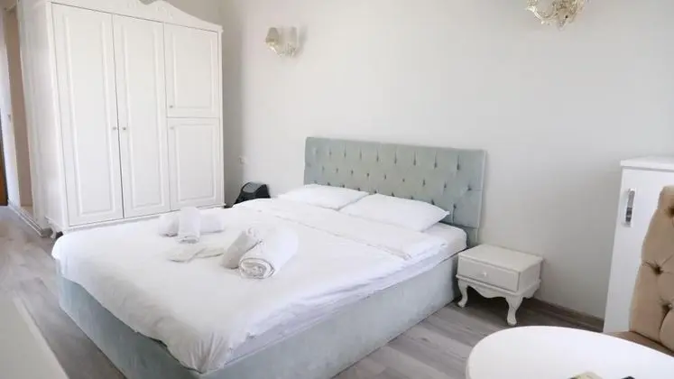 Standart Oda, Dağ veya Havuz Manzaralı, Balkonsuz