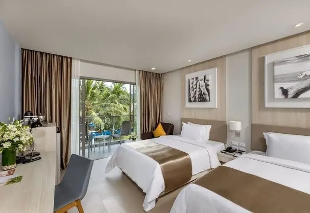 Deluxe Oda, Havuz Manzaralı (Beach Wing)