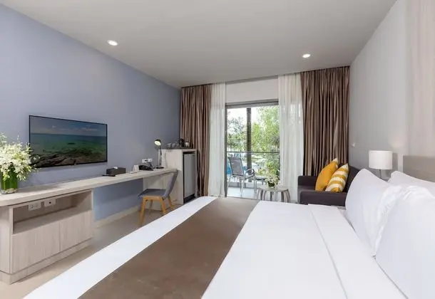 Deluxe Oda, Havuz Manzaralı (Beach Wing)