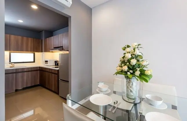 Seaview Pool Suite