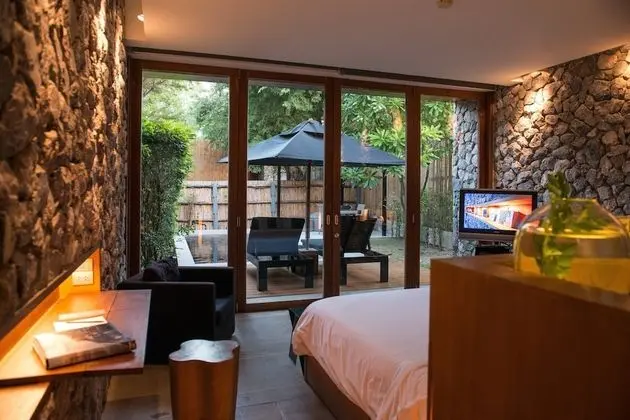 Deluxe Pool Villa