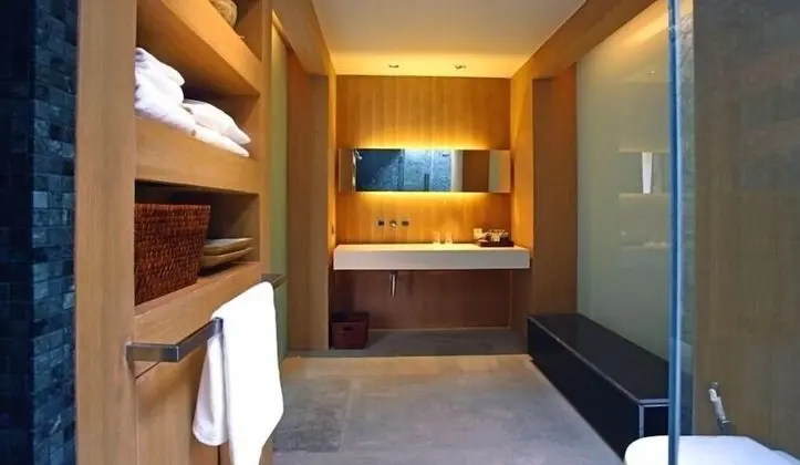 Deluxe Pool Villa
