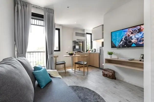 One-Bedroom Suite
