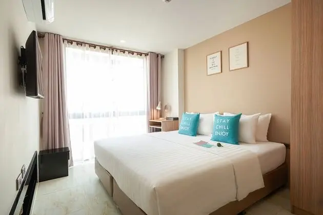 One Bedroom Suite with Bath Tub
